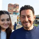 الفنان أحمد زاهر يناشد الجمهور الدعاء لابنته ملك بعد دخولها المستشفى