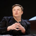 ماسك ينتقد قانون ترامب للضرائب: سيدمر الوظائف