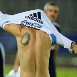 “لقيت ميسي راسمني على ظهره”.. فنانة مصرية تثير الجدل