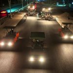 الكادر المسائي  استمرار أعمال تبليط الطبقة الاكسائية النهائية المحسنة بالبوليمير للطريق الدولي للمقطع الاخير باتجاه منفذ الشلامچة الحدودي ضمن اعمال تأهيل وتطوير الطريق الدولي في قضاء شط العرب *البصرة مع النرجس اجمل*