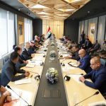 رئيس الوزراء يترأس اجتماعا بديوان محافظة البصرة لمتابعة الإجراءات الخاصة بشح المياه