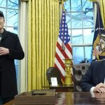 هل يملك ترامب صلاحية سحب الجنسية الأميركية من ماسك وممداني؟