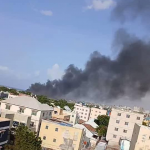 سقوط مروحية عسكرية في مطار مقديشو الدول