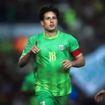 ميمي يفاضل بين العروض الخارجية