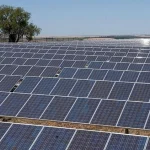 الخدمات النيابية: 5 محطات طاقة شمسية ستدخل الخدمة مطلع 2026