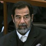 محامي صدام حسين يكشف طلبه الصادم قبل إعدامه.. “احاكموني مع بوش وبلير!”