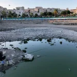 لم يبق سوى برك صغيرة .. جفاف نهر العاصي الشهير في سوريا