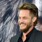 ترافيس فيميل في الزي العربي