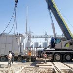 النقل البري تُنجز نقل ثلاث محولات عملاقة بوزن (105) طن إلى ذي قار دعماً لقطاع الكهرباء