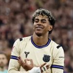 يامل جاهز للعب أمام إشبيلية بعد عودته للتدريبات مع برشلونة